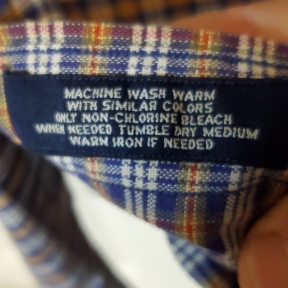 Daniel Cremieux classic fit blue plaid button down Size large - Picture 7 of 10